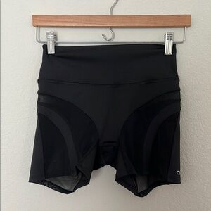 Alo Heatwave Biker Short